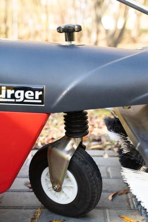 Подметально-уборочная машина TIELBUERGER TK48 (двигатель Honda GCV160)