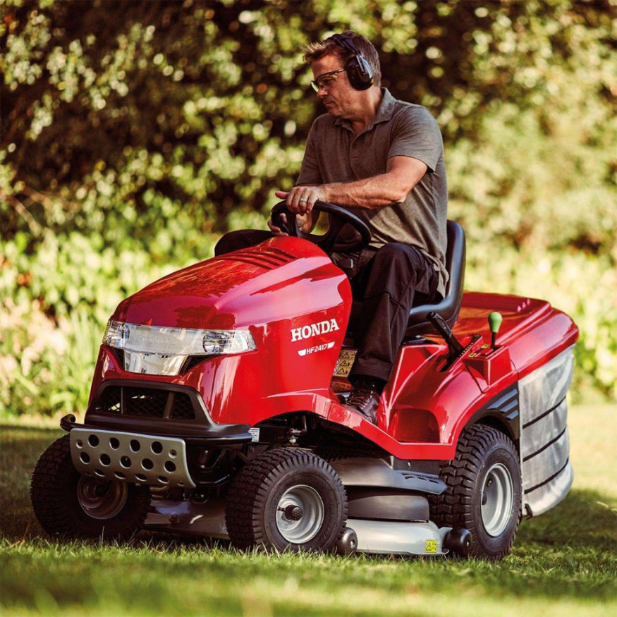 Садовый трактор Honda HF 2417 HME