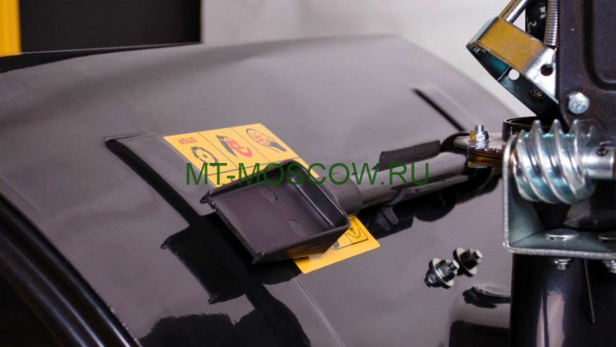 Снегоуборщик Champion ST1376E