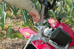 Культиватор бензиновый Honda F 220 DE